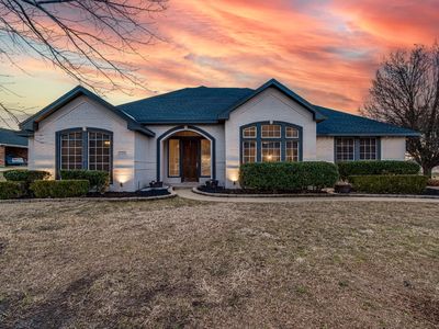 1310 E Highland Rd, Waxahachie, TX, 75167