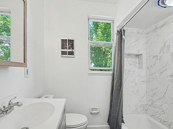4th image of 1045 Flemington St #1045
