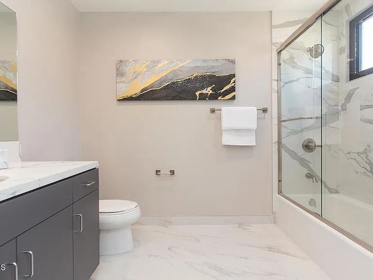 3682 Harriman Ave #2 — Photo 27