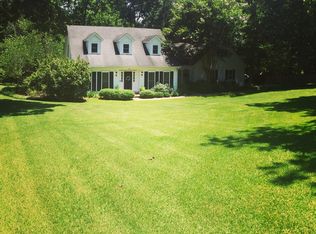 202 Edgewood Dr, Starkville, MS 39759