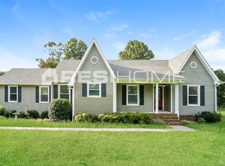 123 Bright Rd, Hazel Green, AL 35750