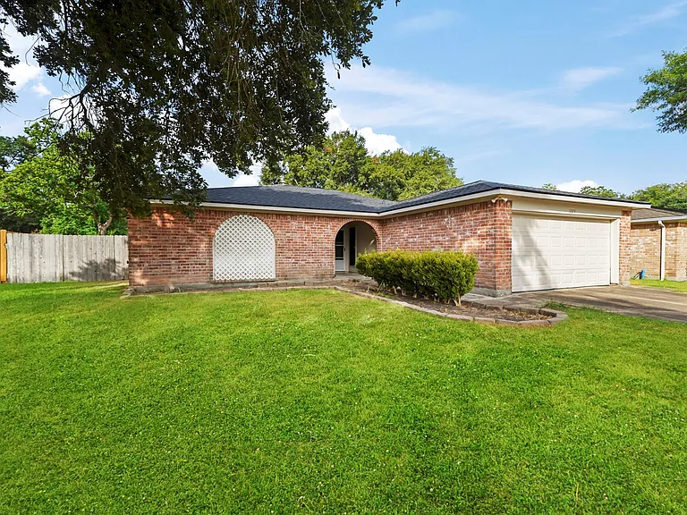 1223 Bramblebury Dr — Photo 35