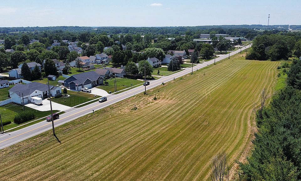 1st image of 123 Greenwich Rd