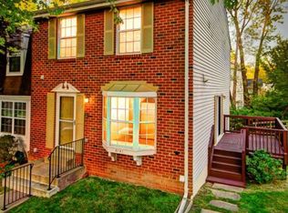 6141 Calico Pool Ln, Burke, VA 22015