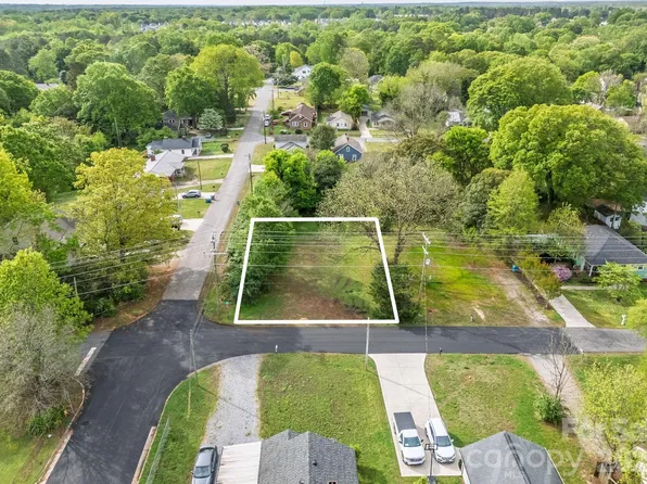 North St, Belmont, NC 28012