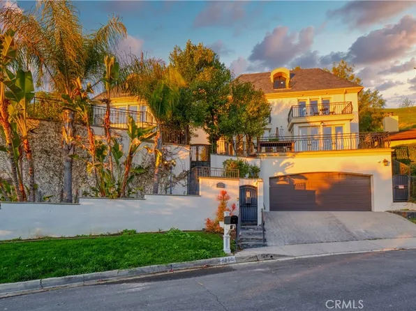 4862 Galendo St, Woodland Hills, CA 91364