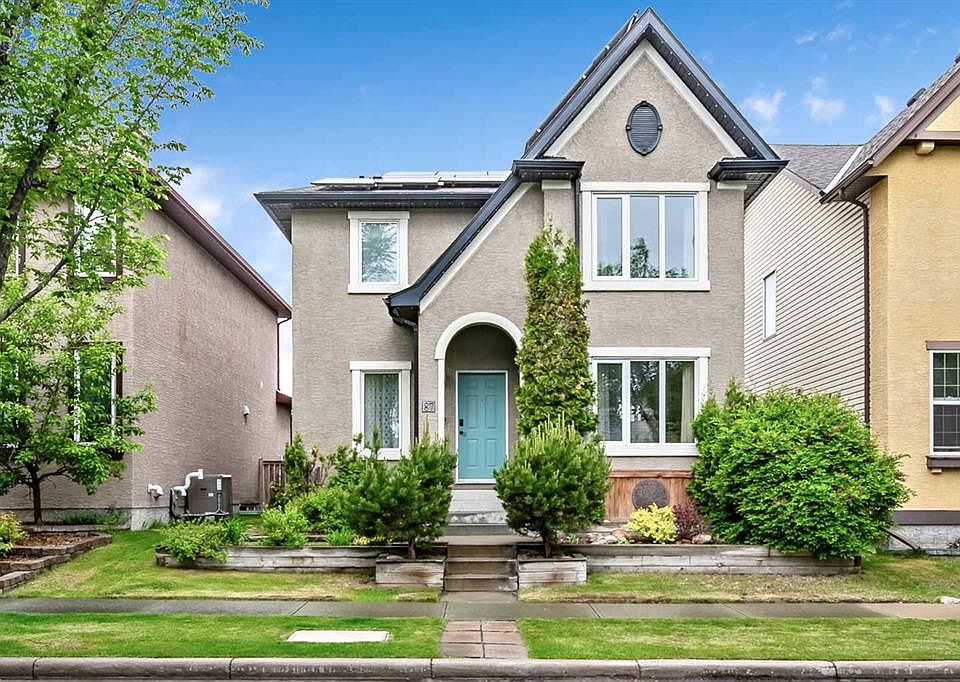 1st image of 87 Elgin Dr E