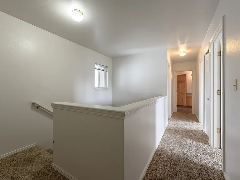 3-Bed 2-Bath Landing