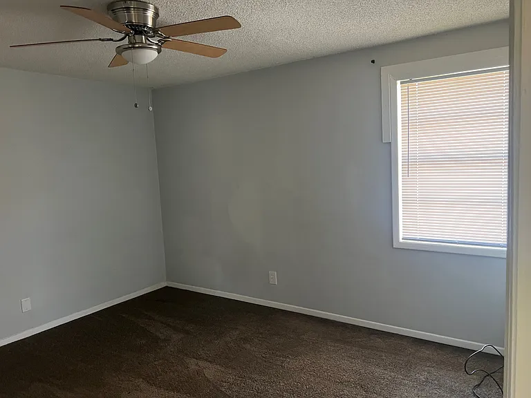 2340 Crissey Dr #8D — Photo 6