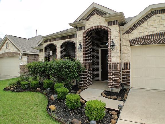 3rd image of 3534 Daniel Falls Ln