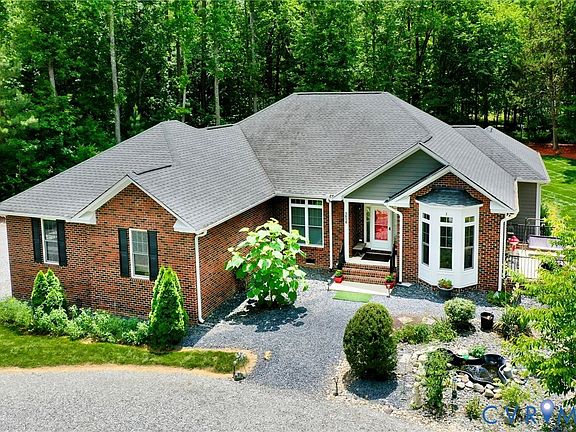 3rd image of 1618 Mount Olive Rd