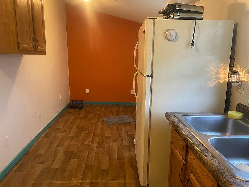 2nd image of 318 N Harrison St #1