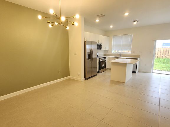 5th image of 15671 SW 280th St