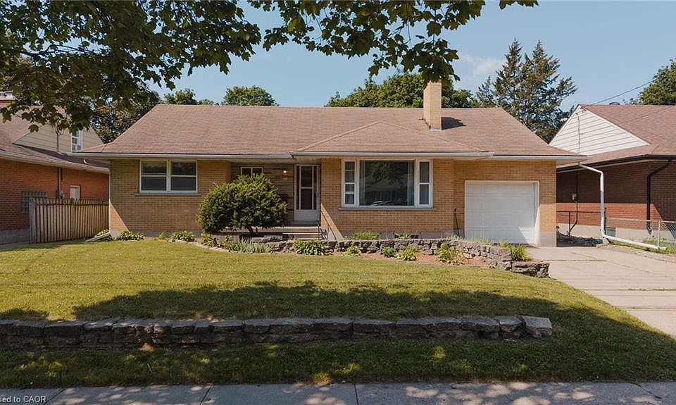 1st image of 223 River Rd E
