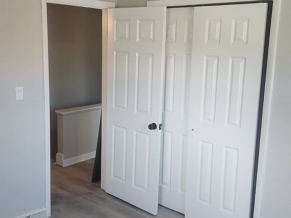 4th image of 23901 Banbury Cir APT 10