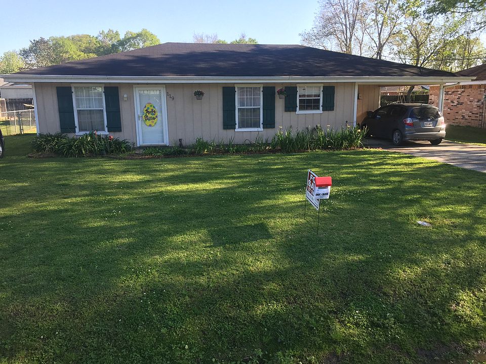 1st image of 119 Merian St