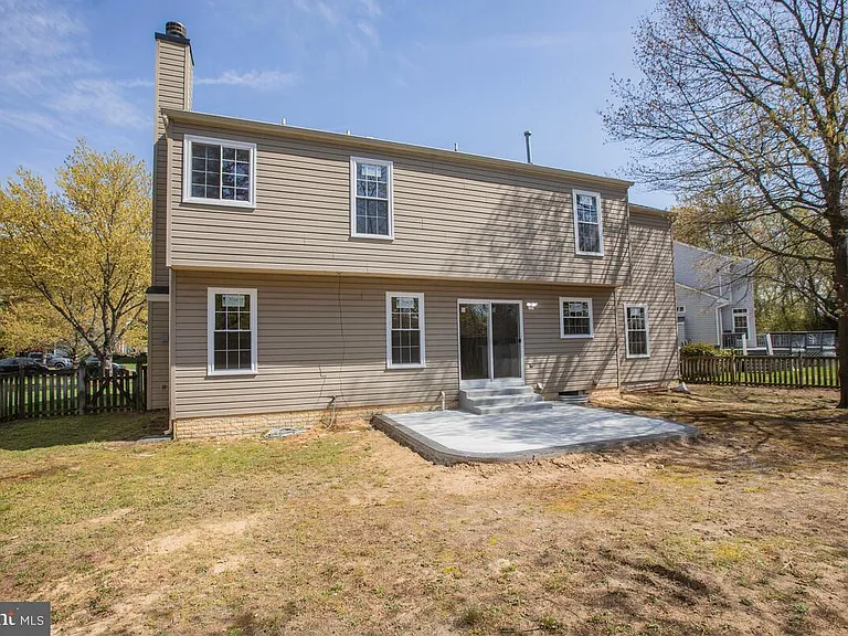 7802 Shallowbrook Ct — Photo 30