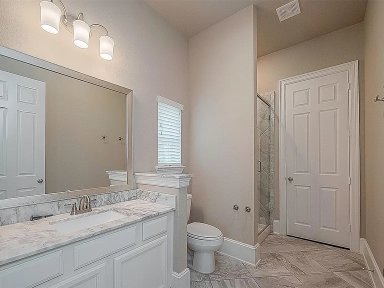 115 N Winter Sunrise Cir — Photo 33