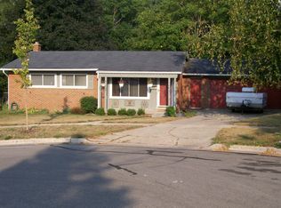 176 Elmwood Ct, Saline, MI 48176
