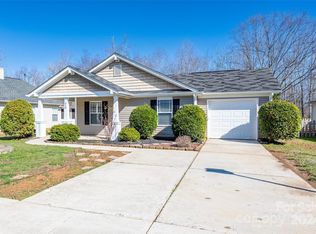 210 English Hills Dr, Mooresville, NC 28115