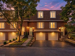 1535 Westminster Pl, Burlington, ON L7P2B4
