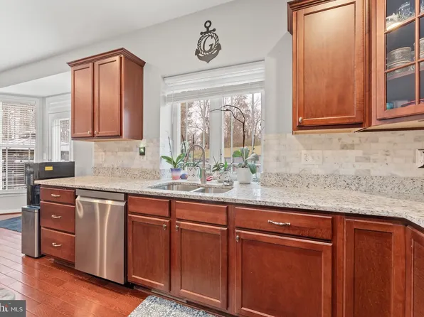 22 Iris Ln, Stafford, VA 22554