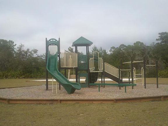 5th image of 210 Amistad Dr