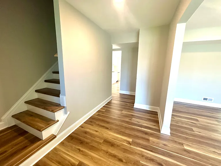 17 Londonderry Dr — Photo 10