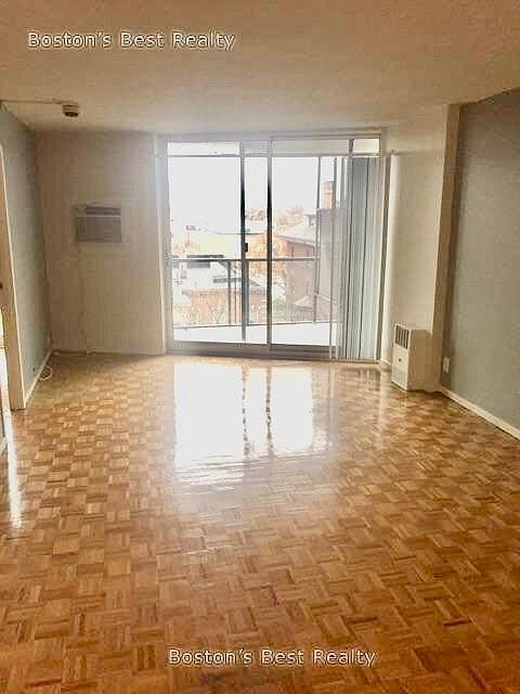 2nd image of 16 Winchester St #469