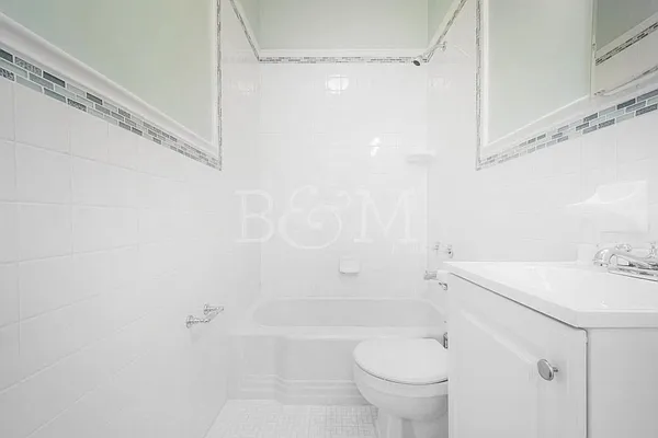 Rented by Brick&Mortar | media 20