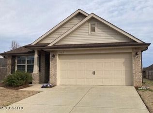 7962 Allen Glen Ln, Olive Branch, MS 38654