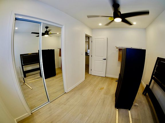 4th image of 2273 Grand Ave #6
