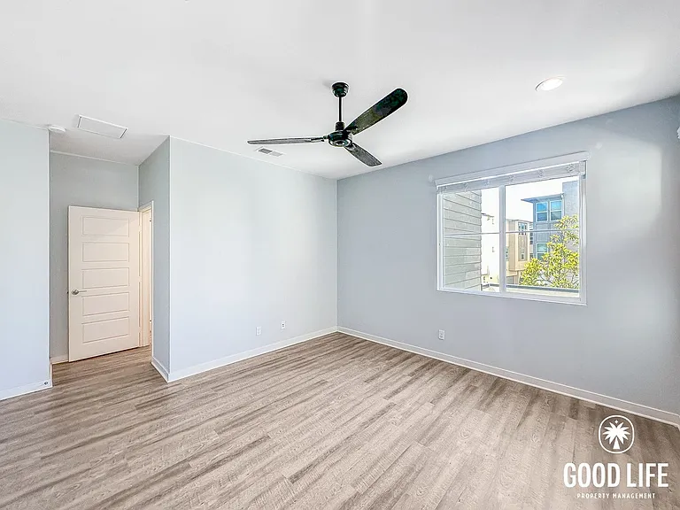 2114 Element Way — Photo 14