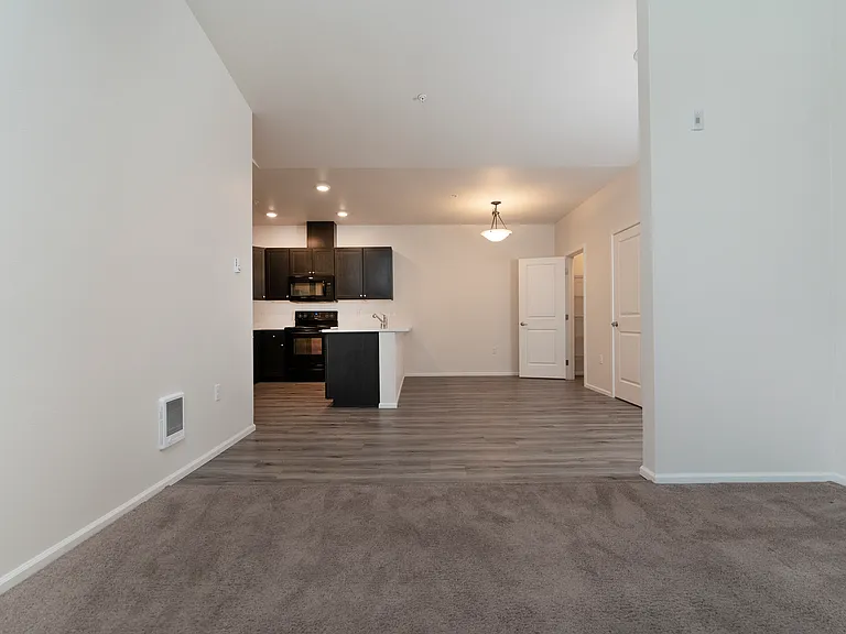2 Bedroom 2 Bath 1100 Sq Ft 2 Bedroom 2 Bath 1100 Sq Ft