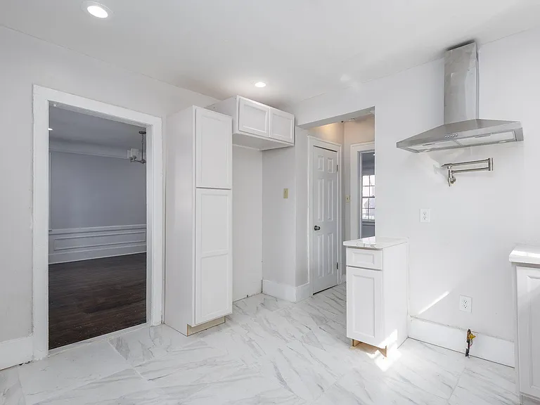 4341 Glendale Ave — Photo 13