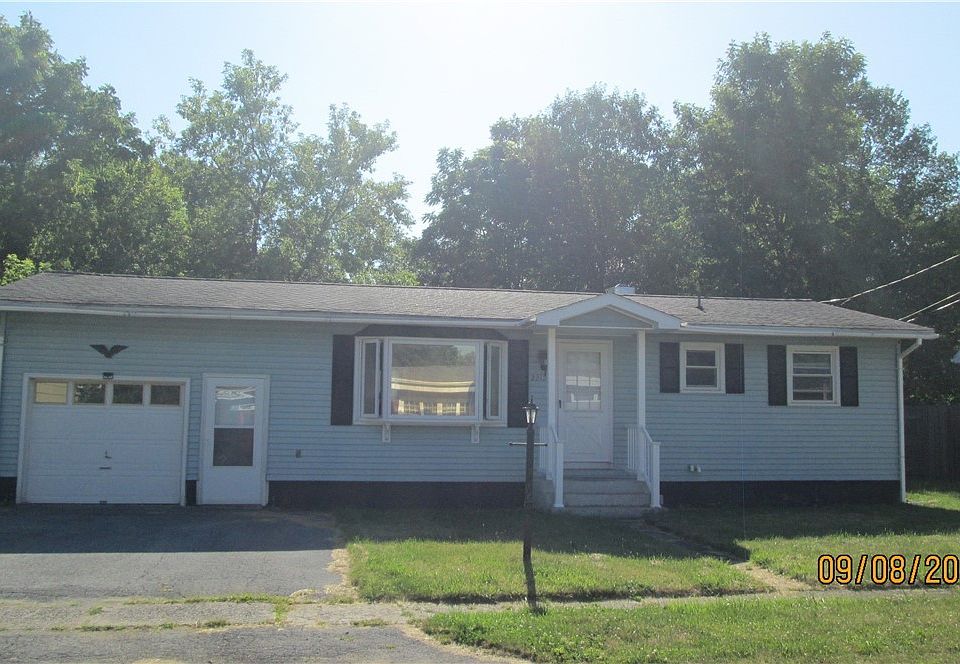 22121 Patricia Dr, Watertown, NY 13601 MLS S1420167 Zillow