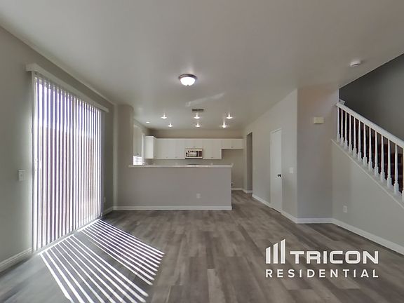 4th image of 13093 Murrieta Ct