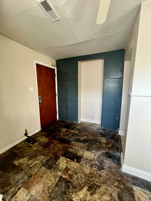 4727 North Hopkins Street - A — Photo 2