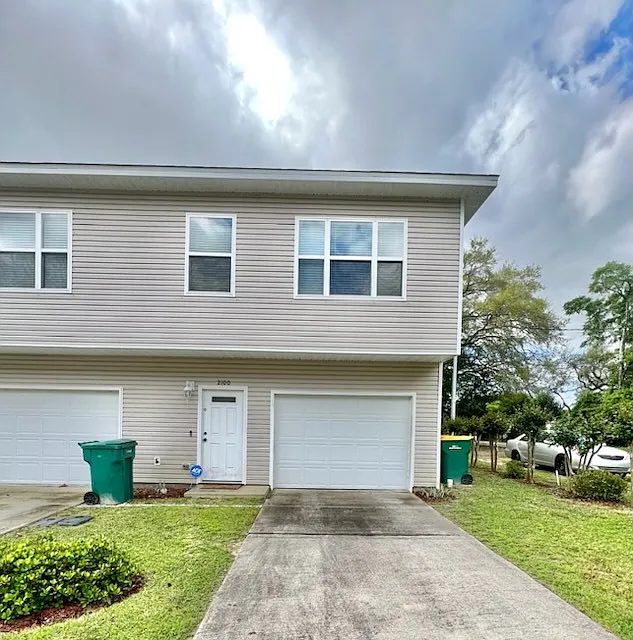 2100 Pomegranate Ct