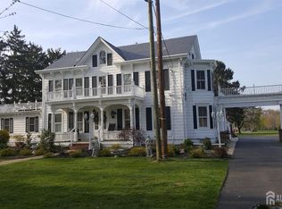 77 Petty Rd, Cranbury, NJ 08512