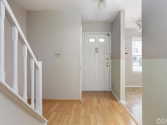 5th image of 300 Palombi Ct #300