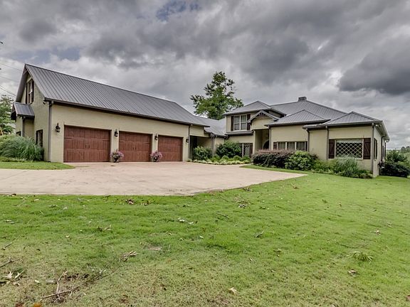2nd image of 16592 Kathryn Lane Dr