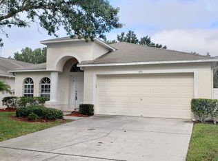 6911 Sotra St, Wesley Chapel, FL 33545