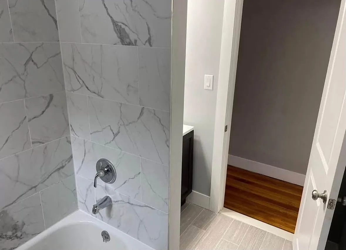2 bed, 900 sqft, $1,400 — Photo 4