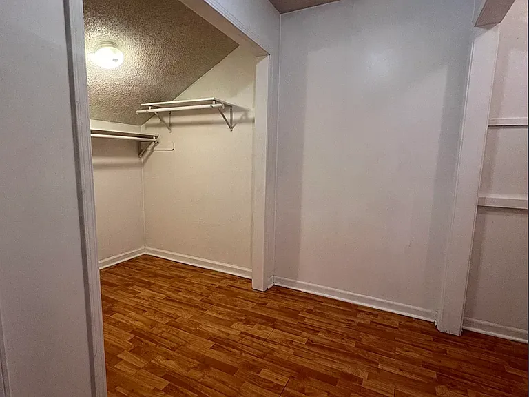 6765 Kirby Lawns Cv — Photo 13