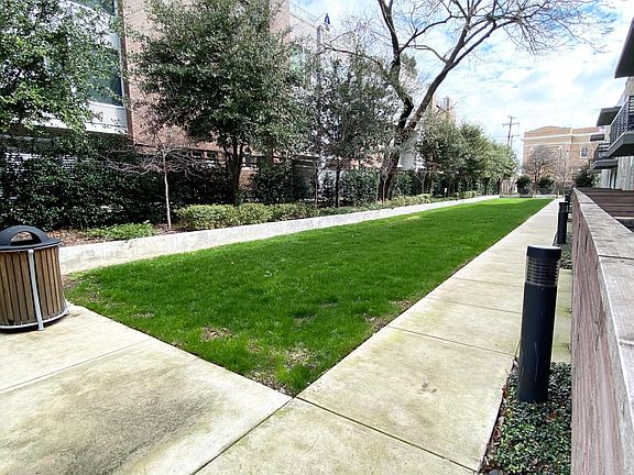 5th image of 101-4215 McKinney Ave #101