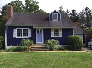 30 James St, Shrewsbury, NJ
