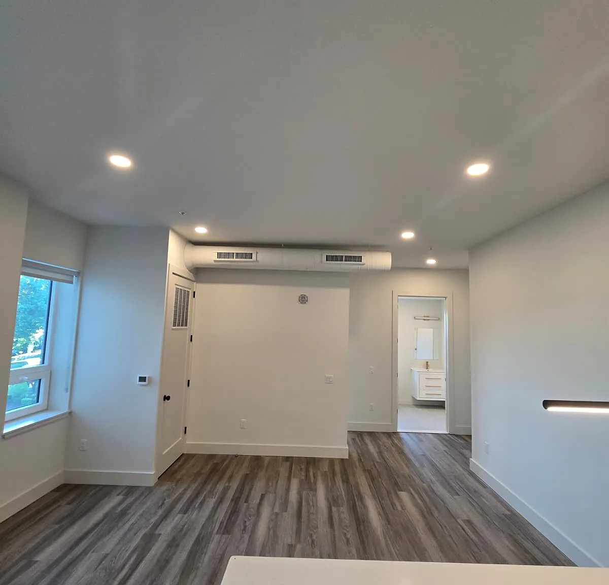 1 bed, $2,175 — Photo 4