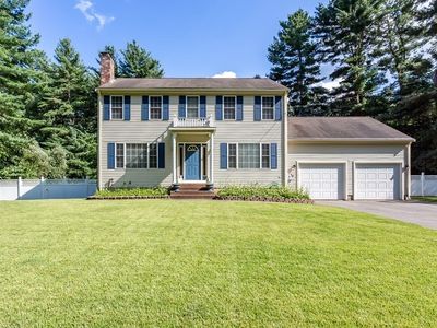 6 Round Table Ln, Taunton, MA, 02780