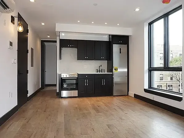 207 Central Ave, Brooklyn, NY